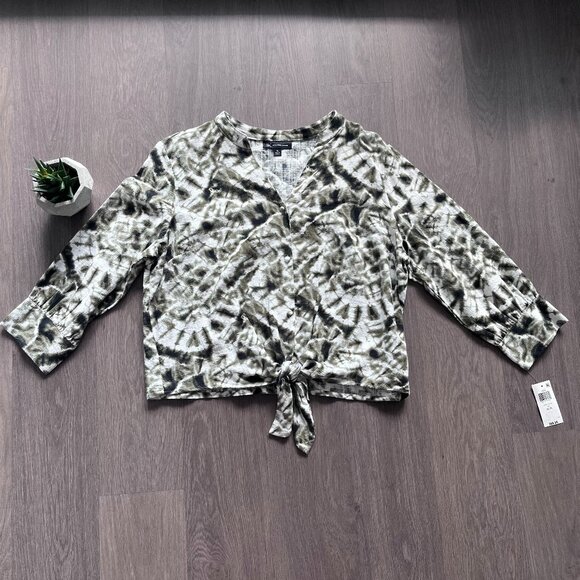 INC International Concepts Print Cropped Button-Down Shirt with Front Knot - Picture 1 of 13